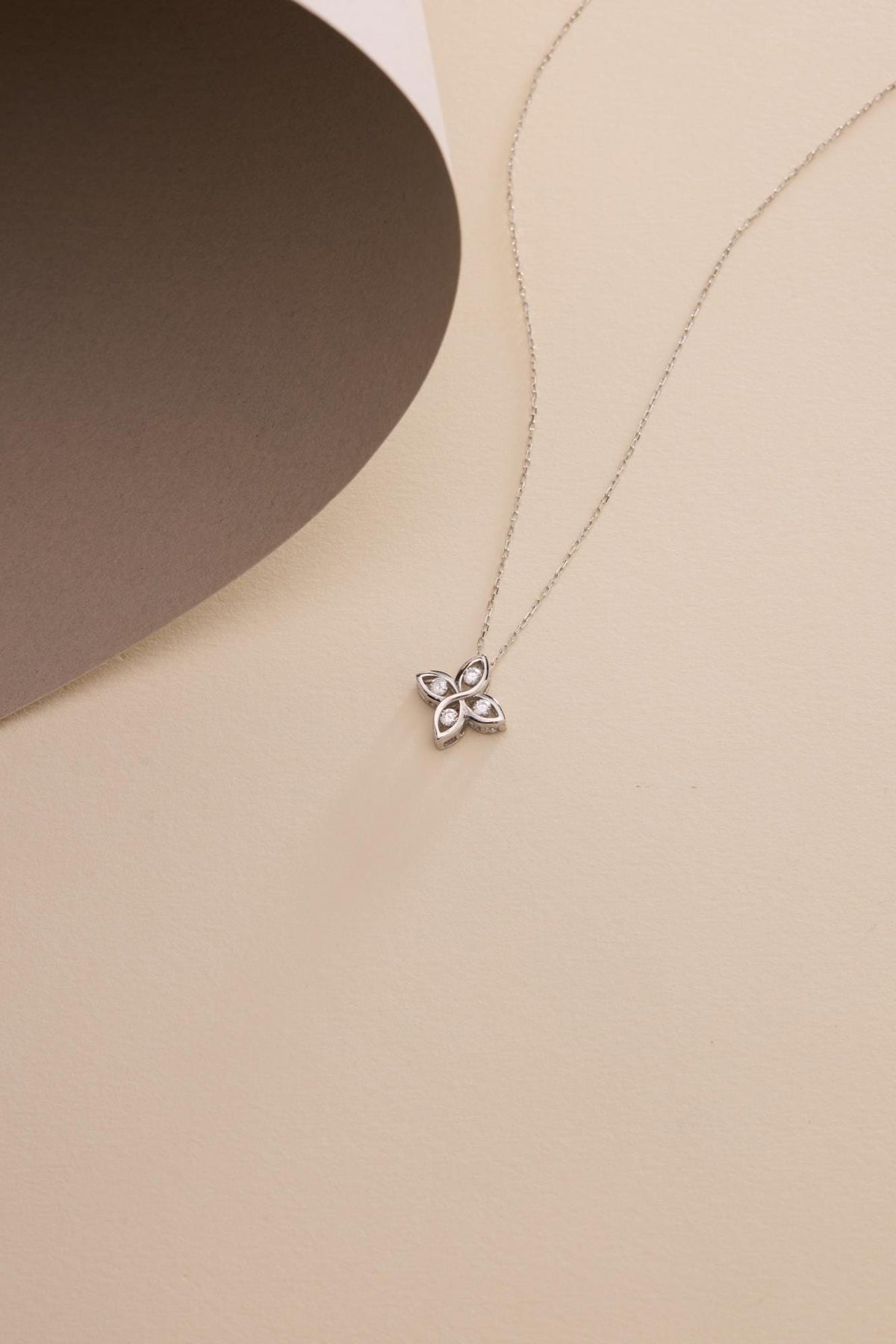 Sterling Silver Flower Necklace | Four Leaf Zircon Pendant Jewelry for Women
