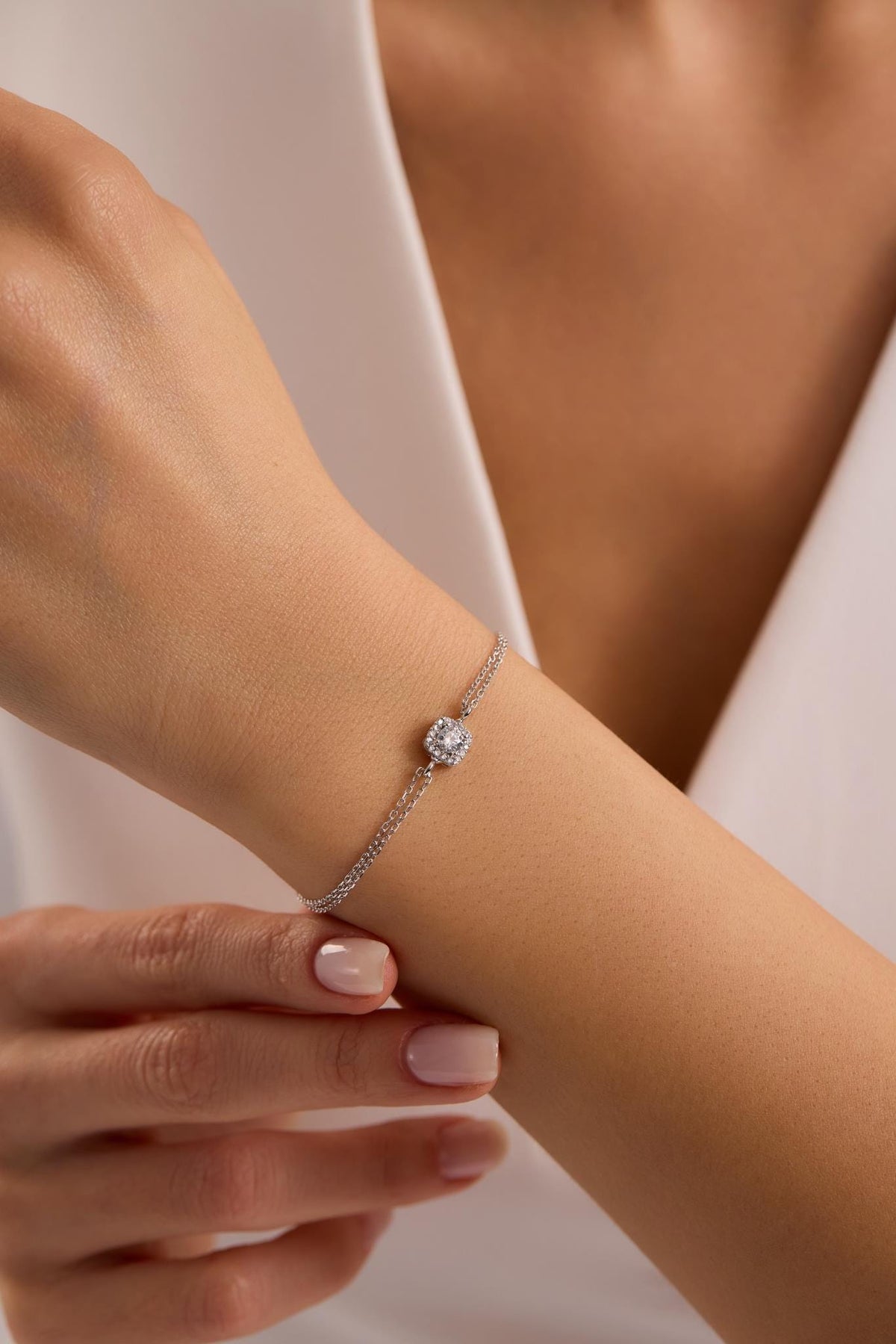 Sterling Silver Solitaire Bracelet | Minimal Zircon Stone (NRZ1000871)