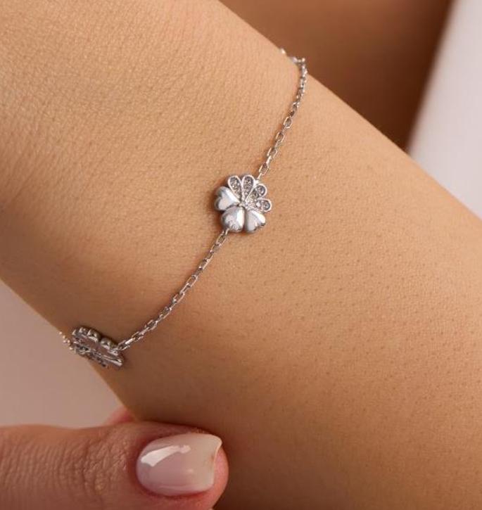 Sterling Silver Flower Bracelet | Zircon Floral (NRZ1000868)