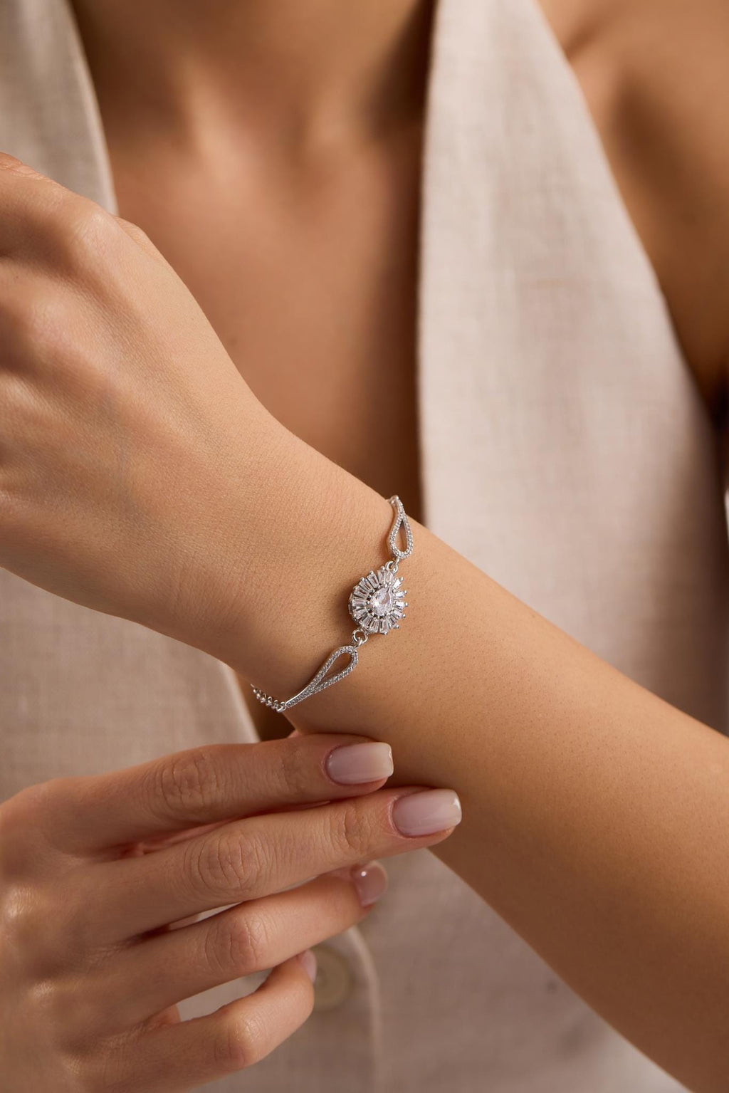 Sterling Silver White Zircon Teardrop Bangle Bracelet