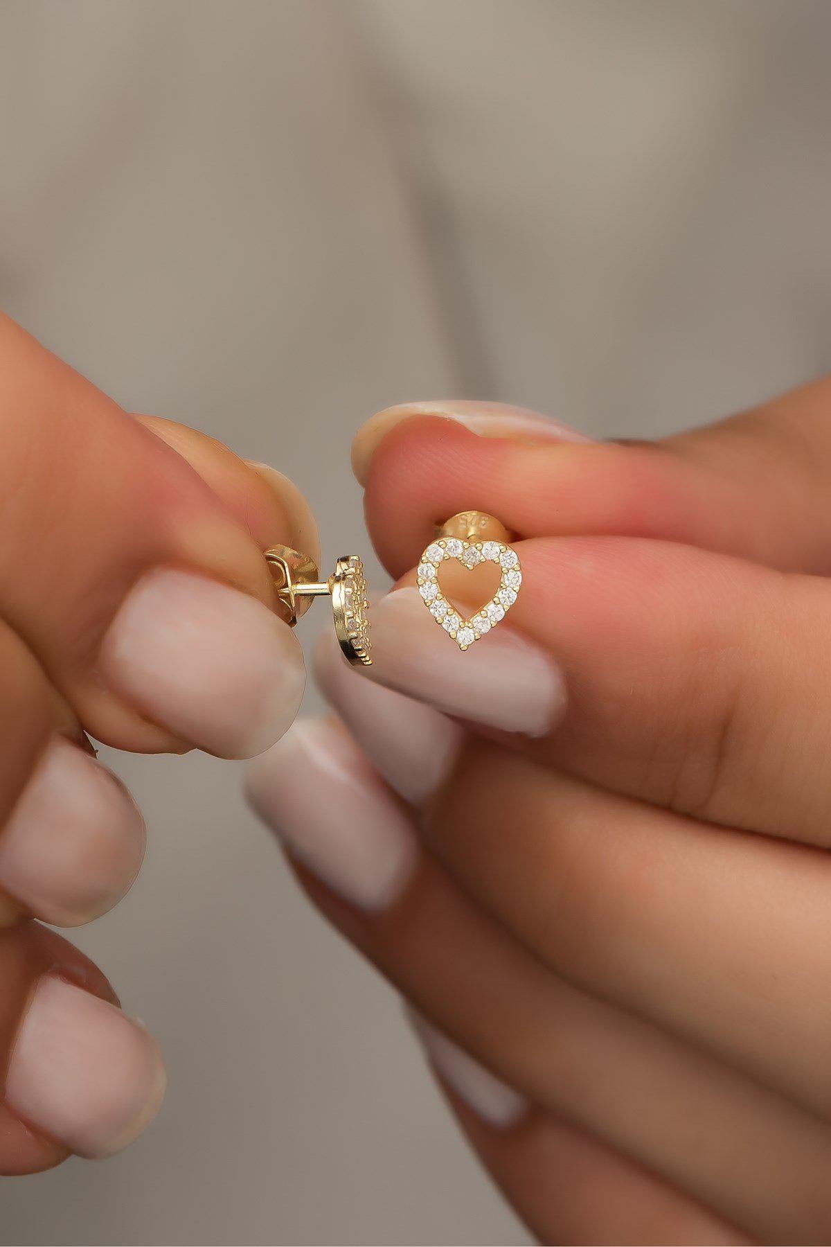 925 Sterling Silver Gold Plated Heart Stud Earrings | Zircon Minimal Design (NRZ99406)