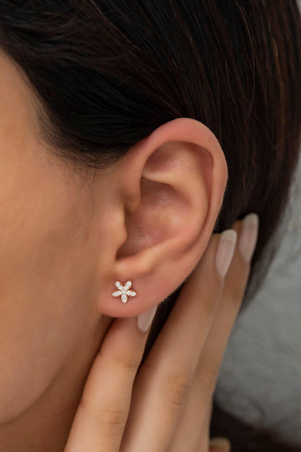 925 Sterling Silver Rose Wildflower Stud Earrings | Rose Gold Plated Zircon Design (NRZ1133)