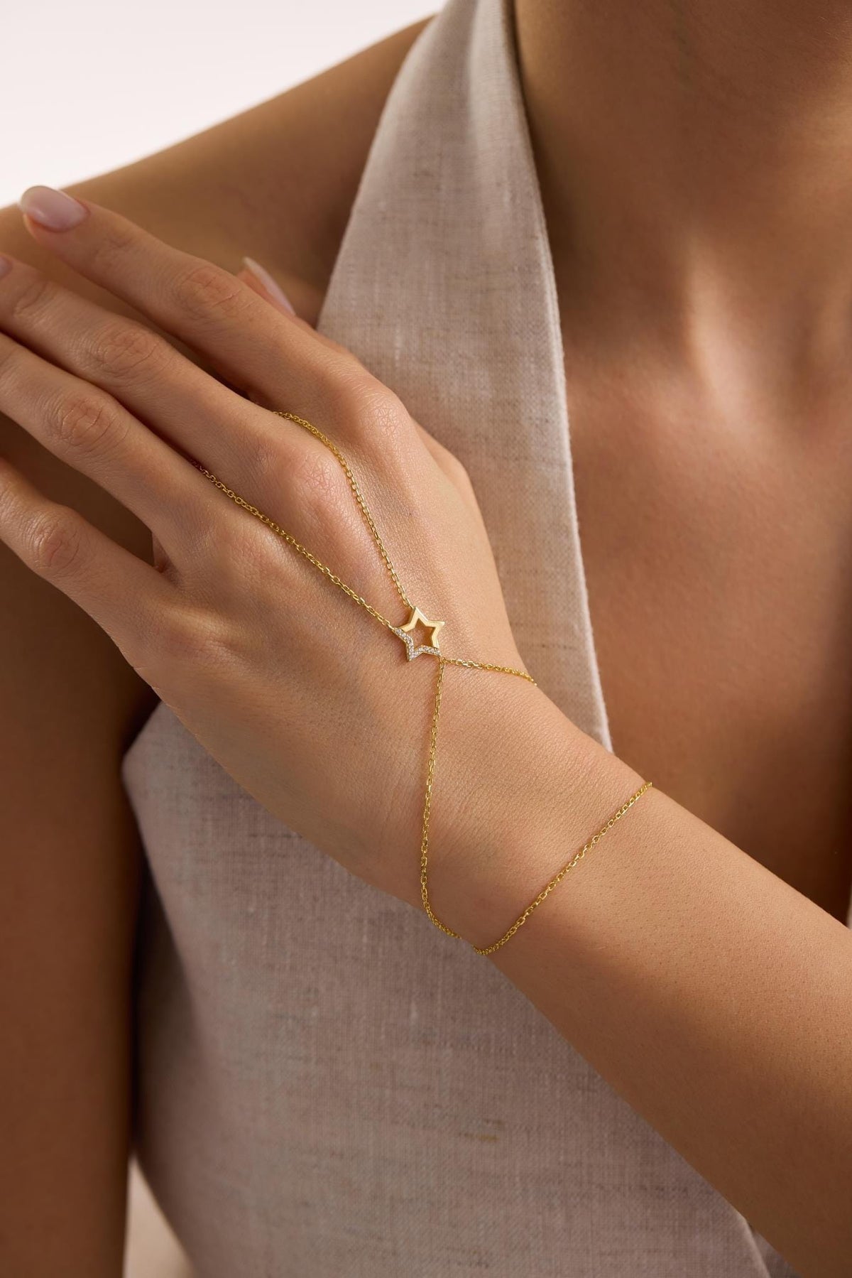 Gold Plated Sterling Silver Star Hand Chain Bracelet, Zircon Shahmaran