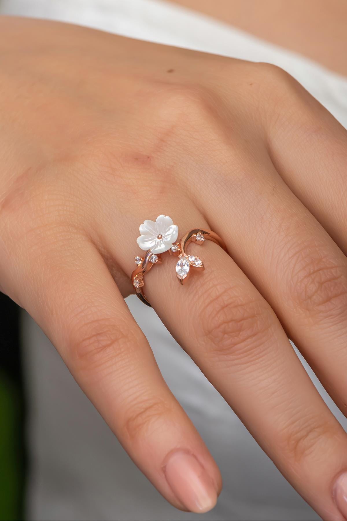Rose Gold Magnolia Ring | 925 Sterling Silver Zircon Branch (NRZ998965)