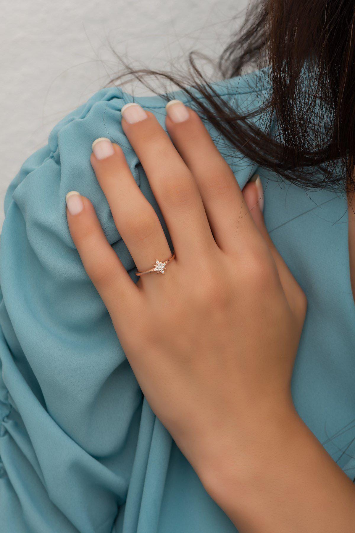 Adjustable Polaris Star Ring | Rose Gold Plated Zircon Design (NRZ99705)