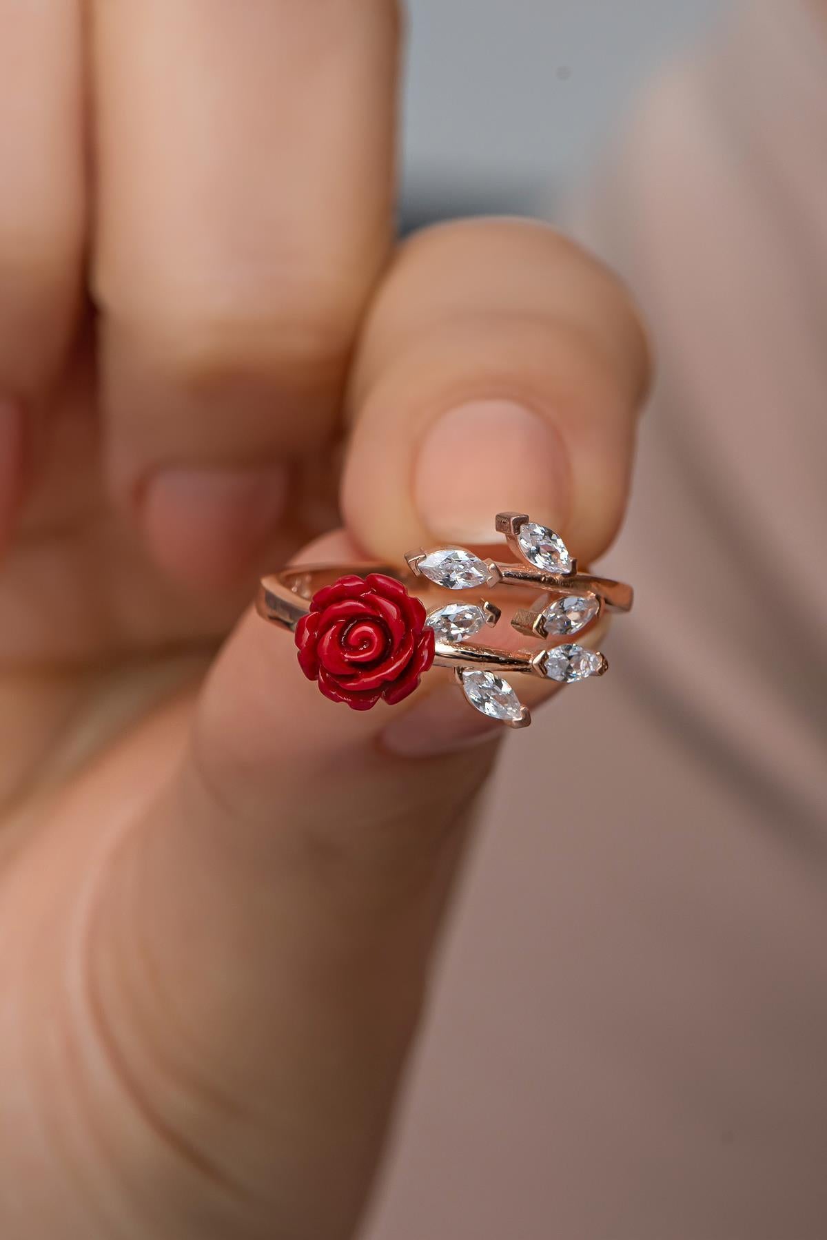 Floral Rose Vine Adjustable Ring | Rose Gold Plated Zircon Accent Design (NRZ999023)