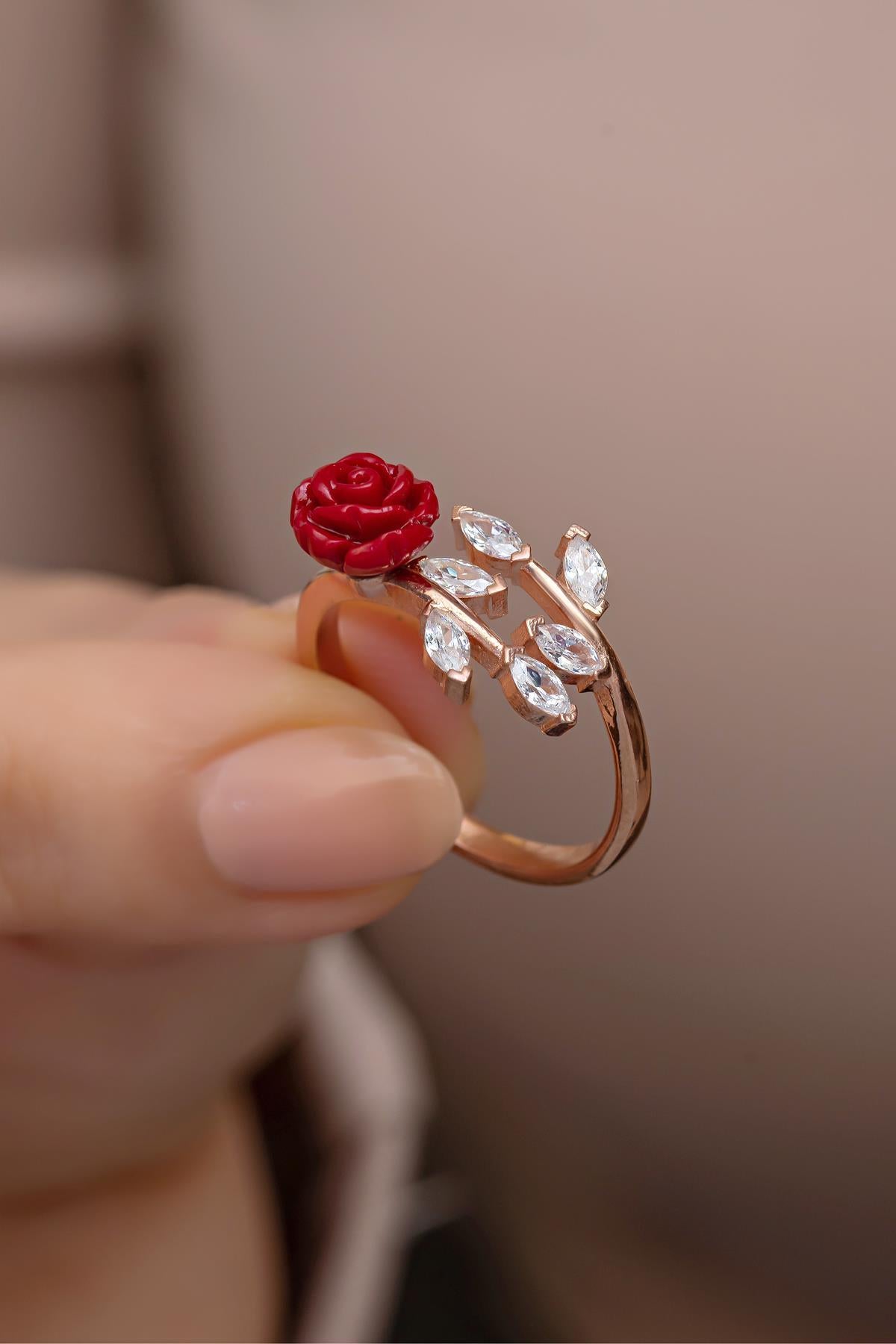 Floral Rose Vine Adjustable Ring | Rose Gold Plated Zircon Accent Design (NRZ999023)