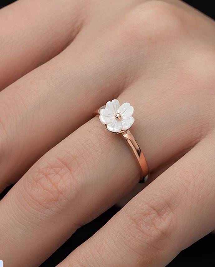 Adjustable Solitaire Magnolia Flower Ring | Rose Gold Plated Zircon Floral Design (TRDYL1009)