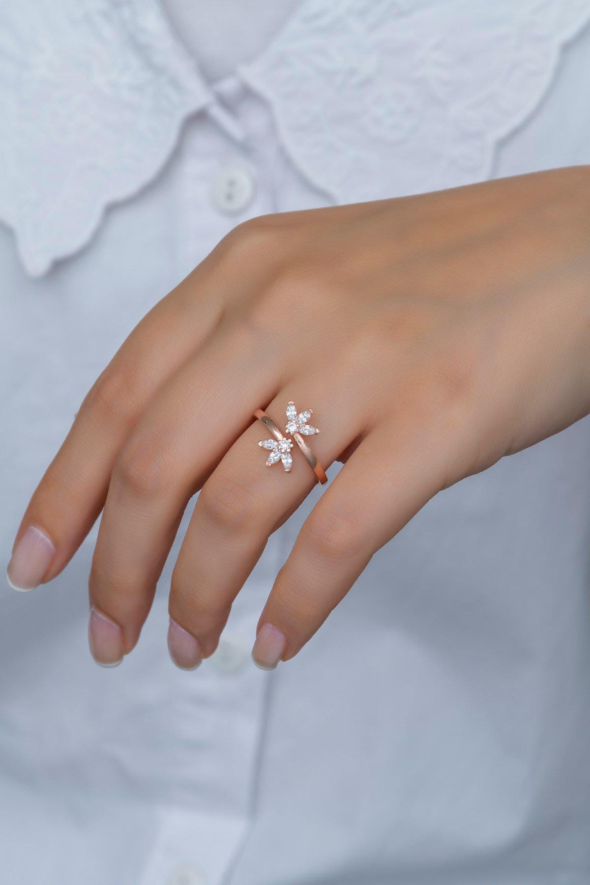 Flower Ring, Adjustable 925 Sterling Silver Zircon Stone Ring for Women (NRZ99377)