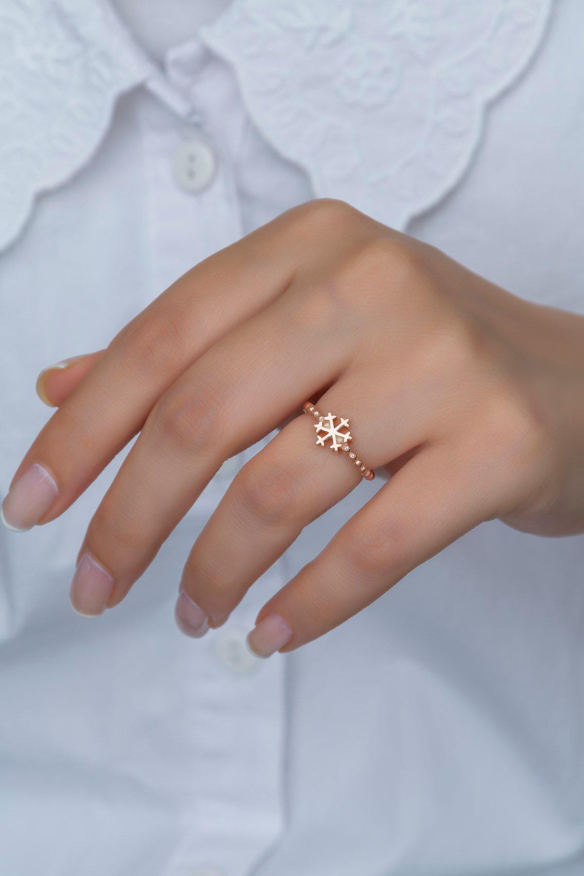 Snowflake Ring, Adjustable 925 Sterling Silver Minimal Ring for Women (NRZ99379)