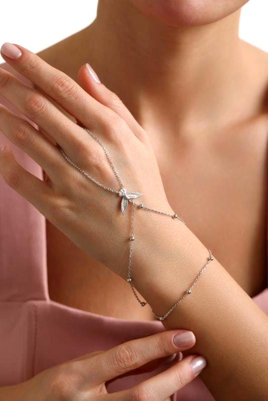 925 Sterling Silver Rhodium Plated Phoenix Hand Chain Bracelet with Zircon Stones, Mythical Bird Slave Bracelet, Elegant Hand Jewelry