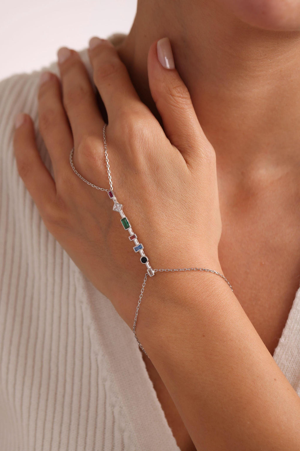 Sterling Silver Bar Shahmaran Bracelet | Zircon Hand Chain | Rhodium Jewelry