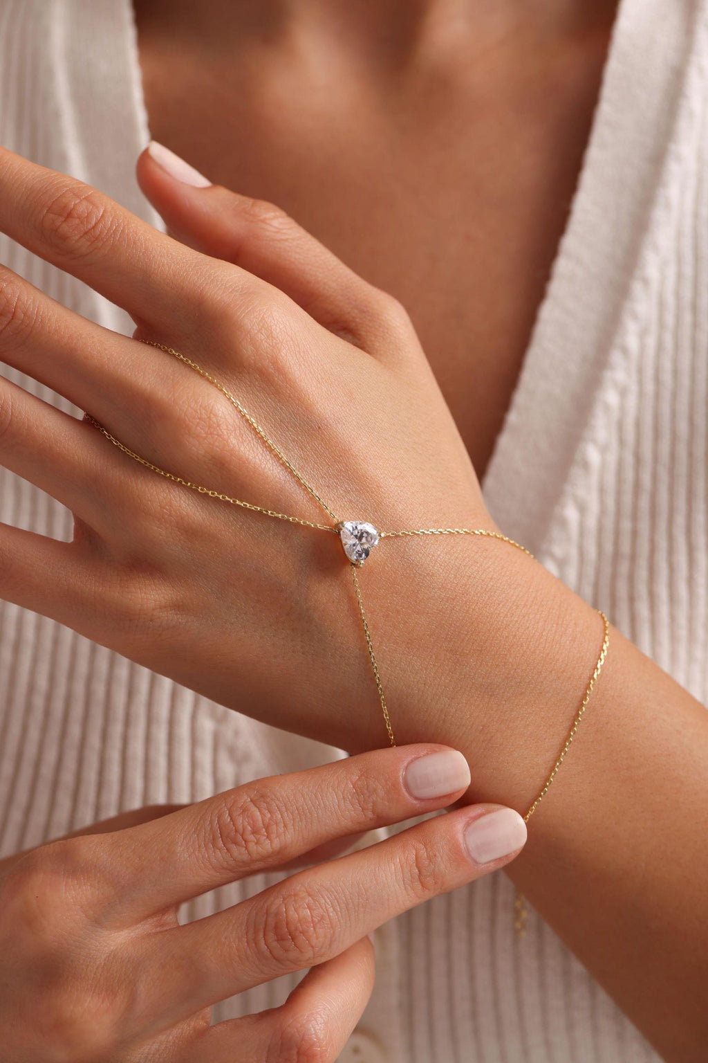 Gold Plated Heart Shahmeran Bracelet | White Zircon Hand Chain Jewelry Gift (NRZ999841)