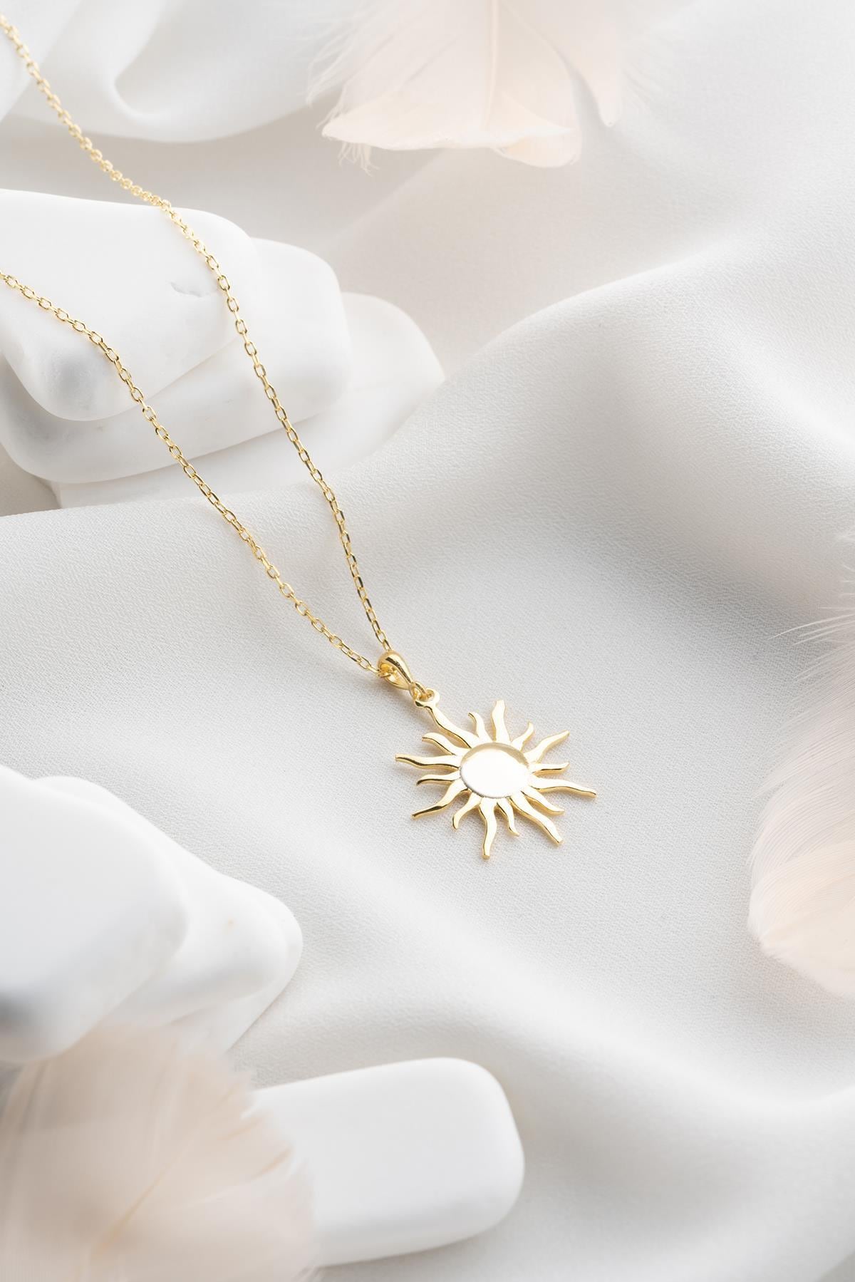 925 Sterling Silver 14K Gold Plated Sun Necklace | Minimal Celestial Pendant