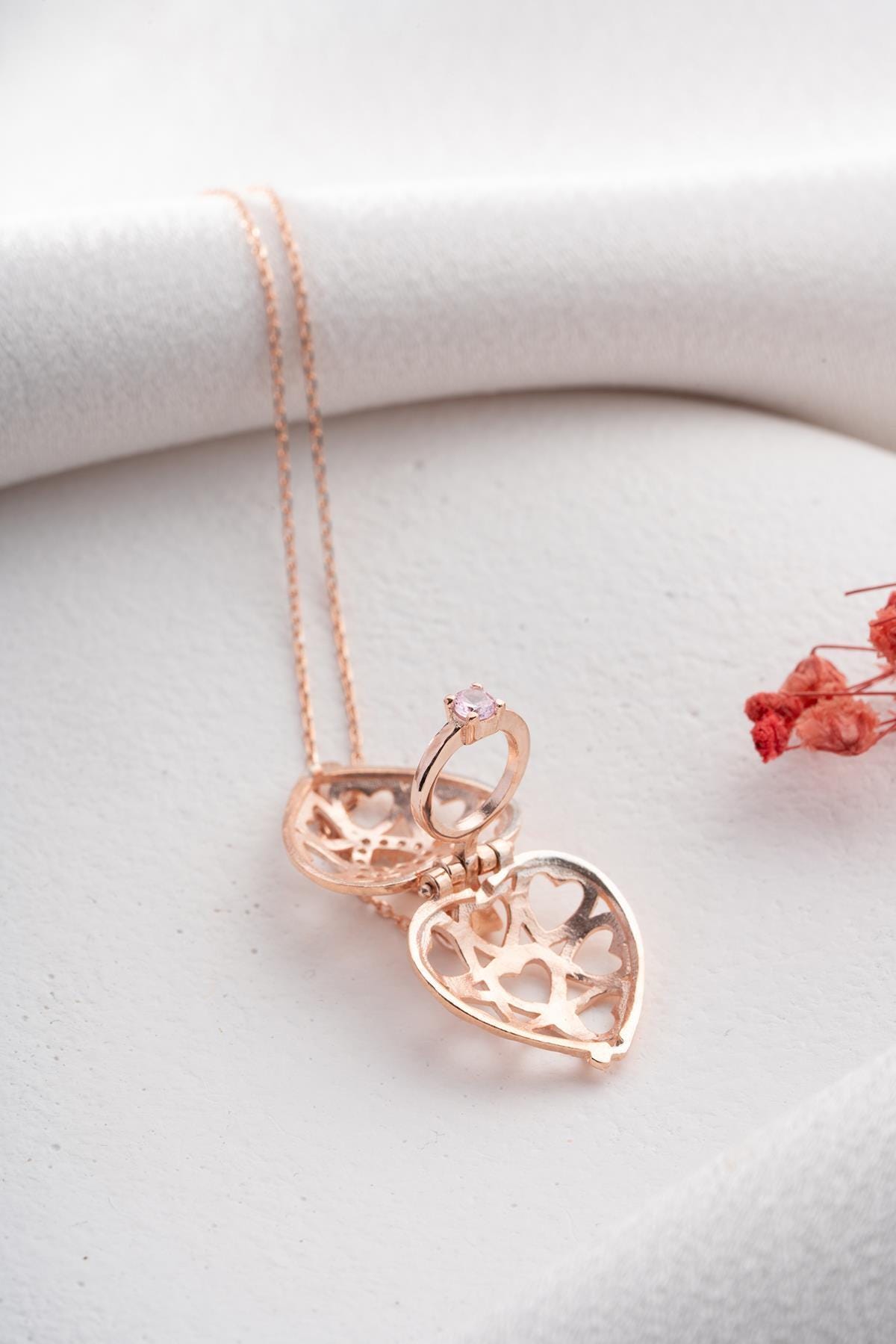 925 Sterling Silver Rose Gold Heart Locket Necklace Ring Detail