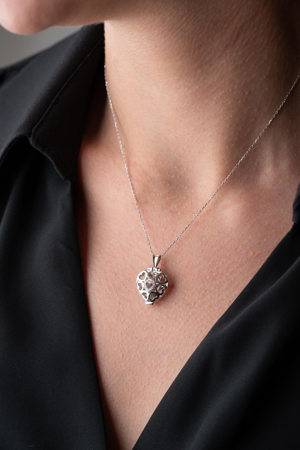 925 Sterling Silver Rhodium Heart Locket Necklace Zircon