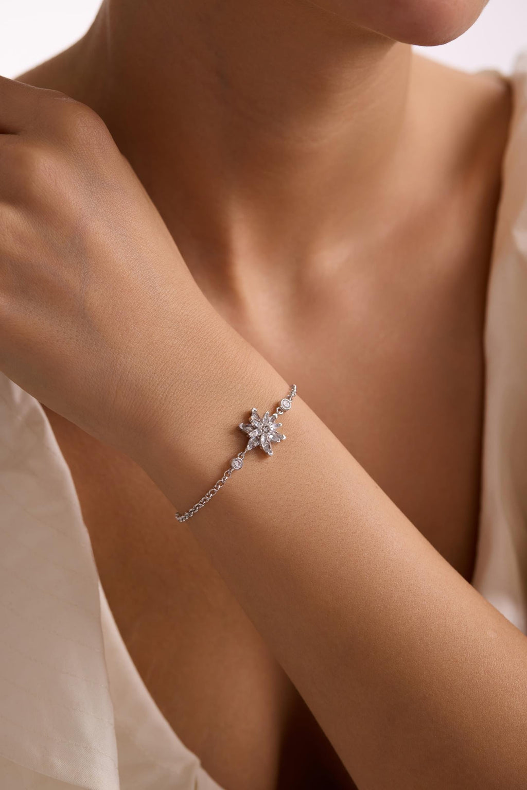 Lotus Flower Bracelet | 925 Sterling Silver Rhodium | White Zircon Floral | Gift