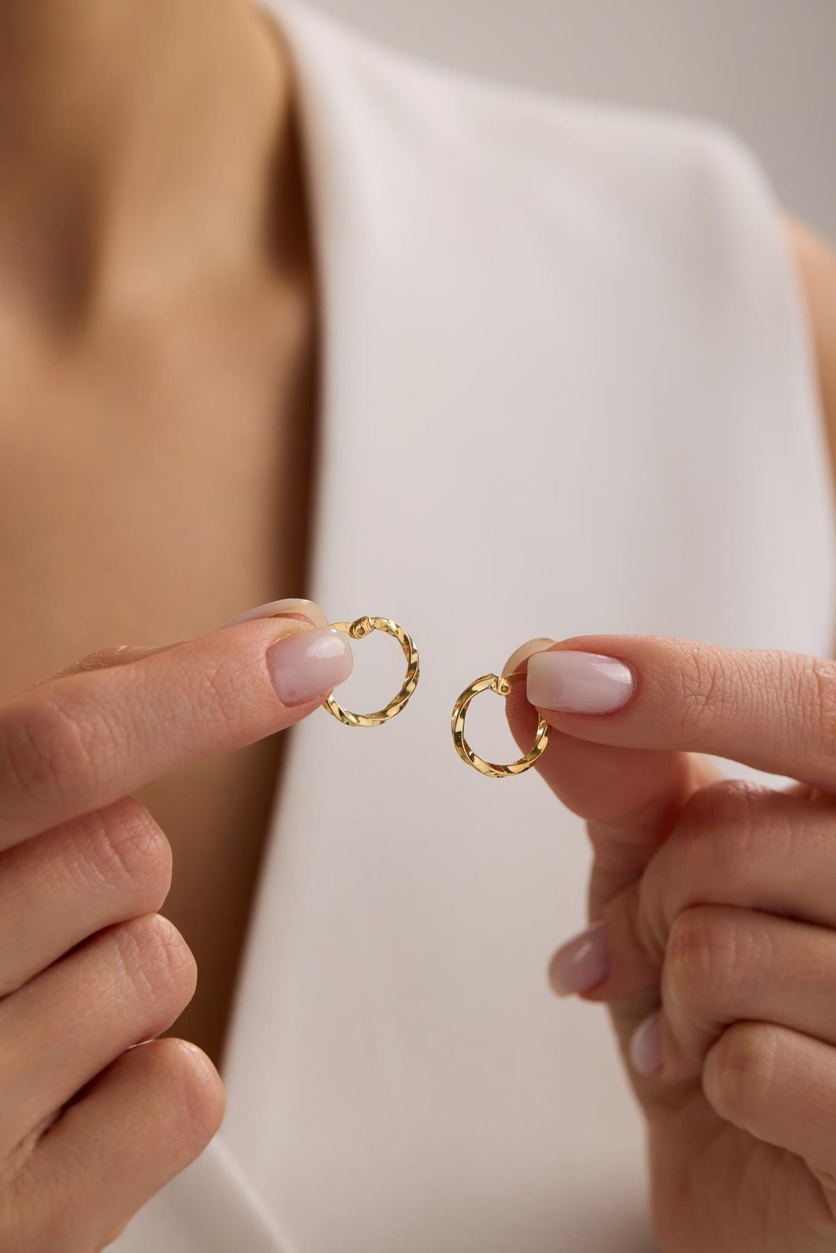 Twisted Hoop Earrings | 925 Sterling Silver 14K Gold Plated Minimal 15mm Hoop