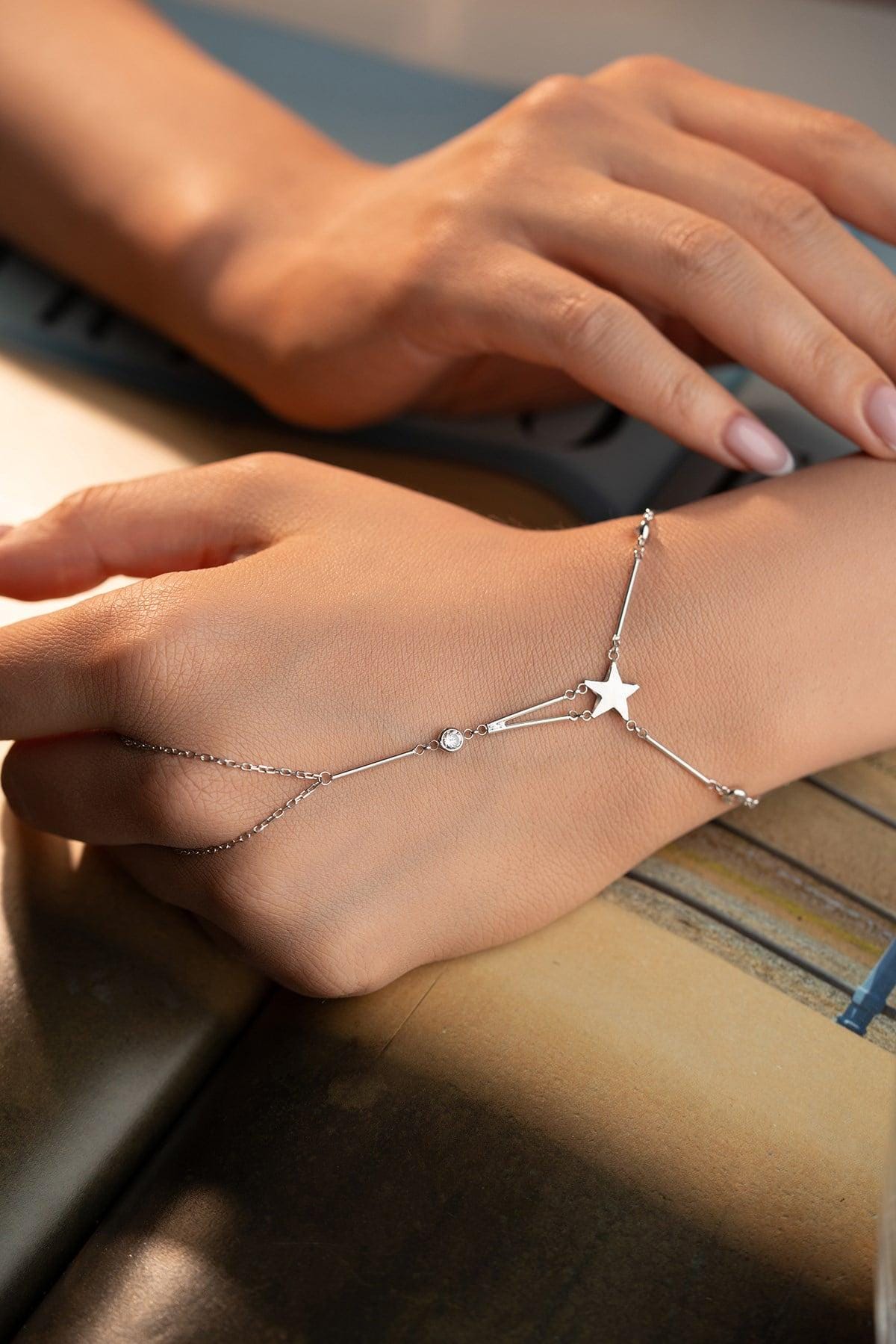 Sterling Silver Star Hand Chain Bracelet | Rhodium Plated Zircon Shahmaran